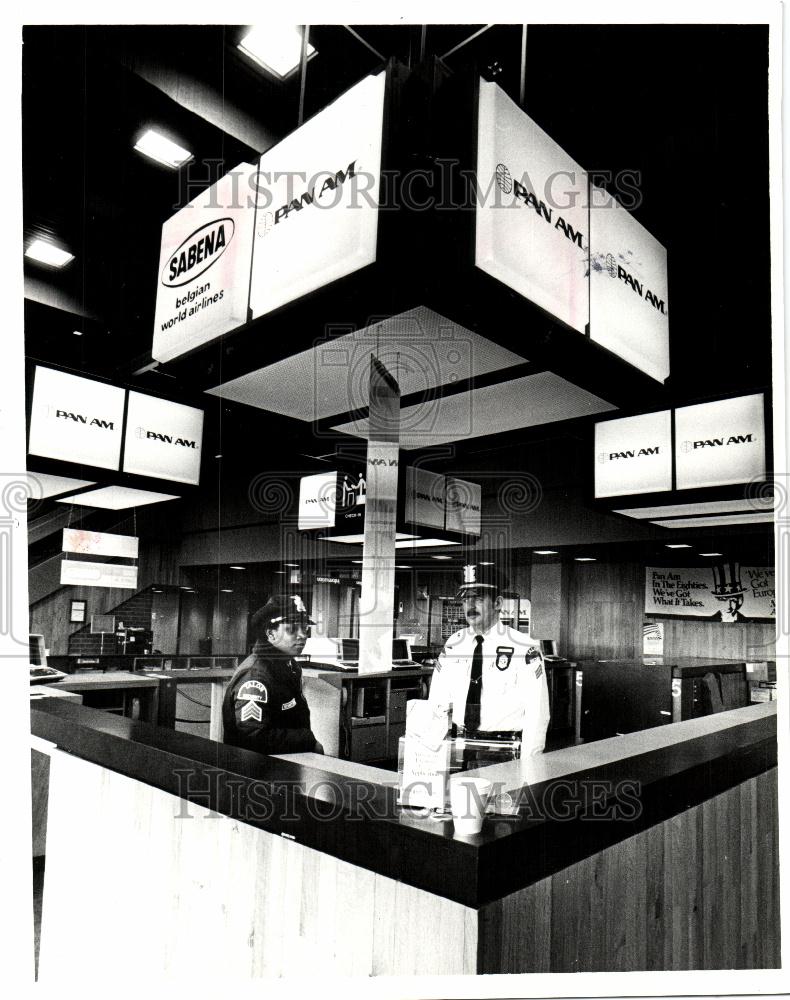 1985 Press Photo Metropolitan Airport Pan Am strike - Historic Images