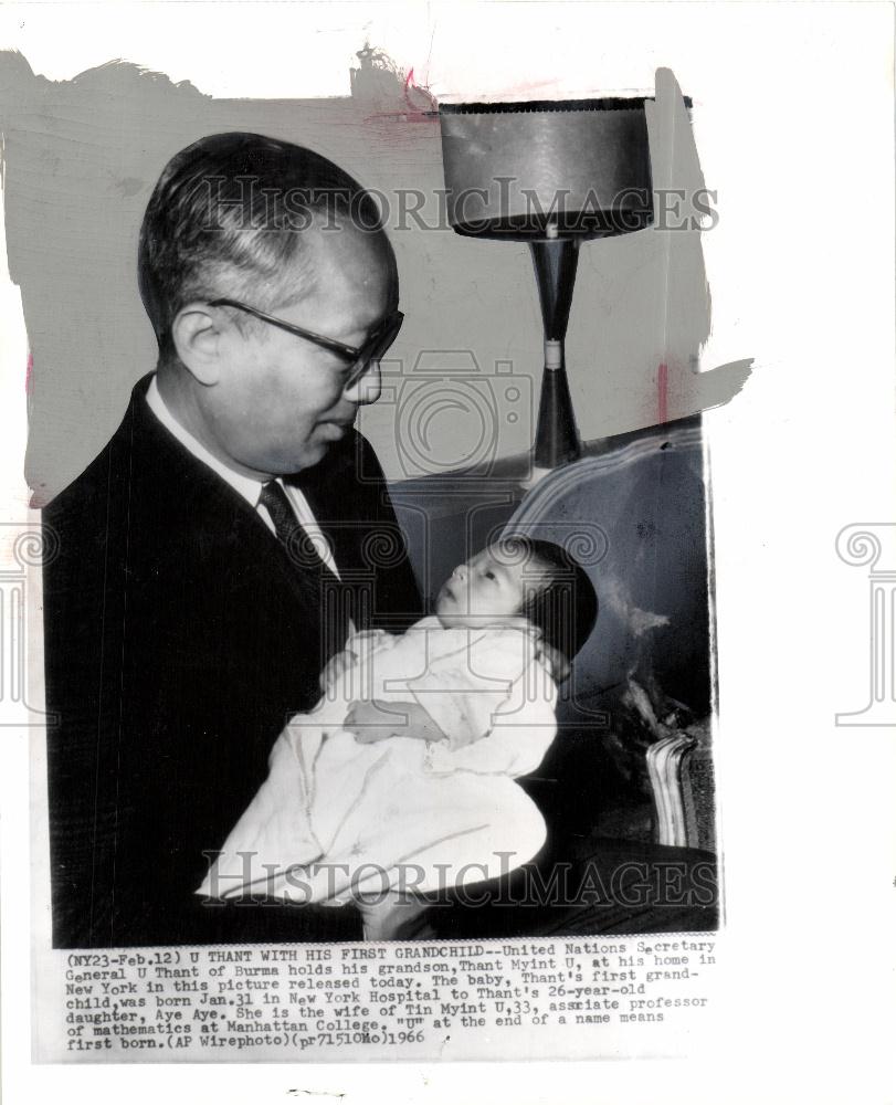 1966 Press Photo Secretary General U Thant grandchild - Historic Images