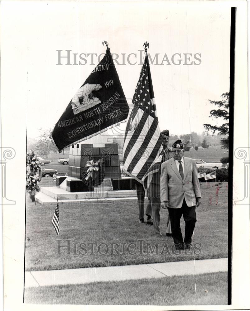 1976 Press Photo Memorial Day - Historic Images