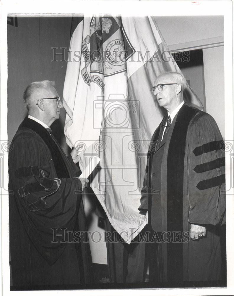 1958 Press Photo President Whitehouse and Bishop Coors - Historic Images