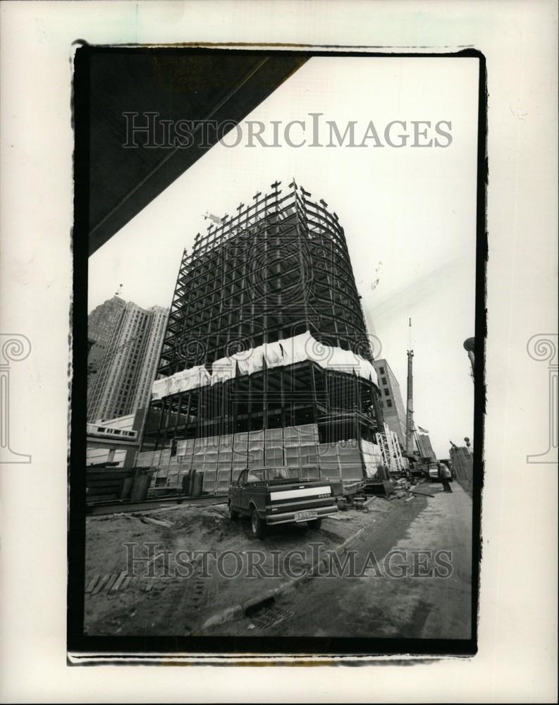 1988 Press Photo Hotel Pontchartrain - Historic Images