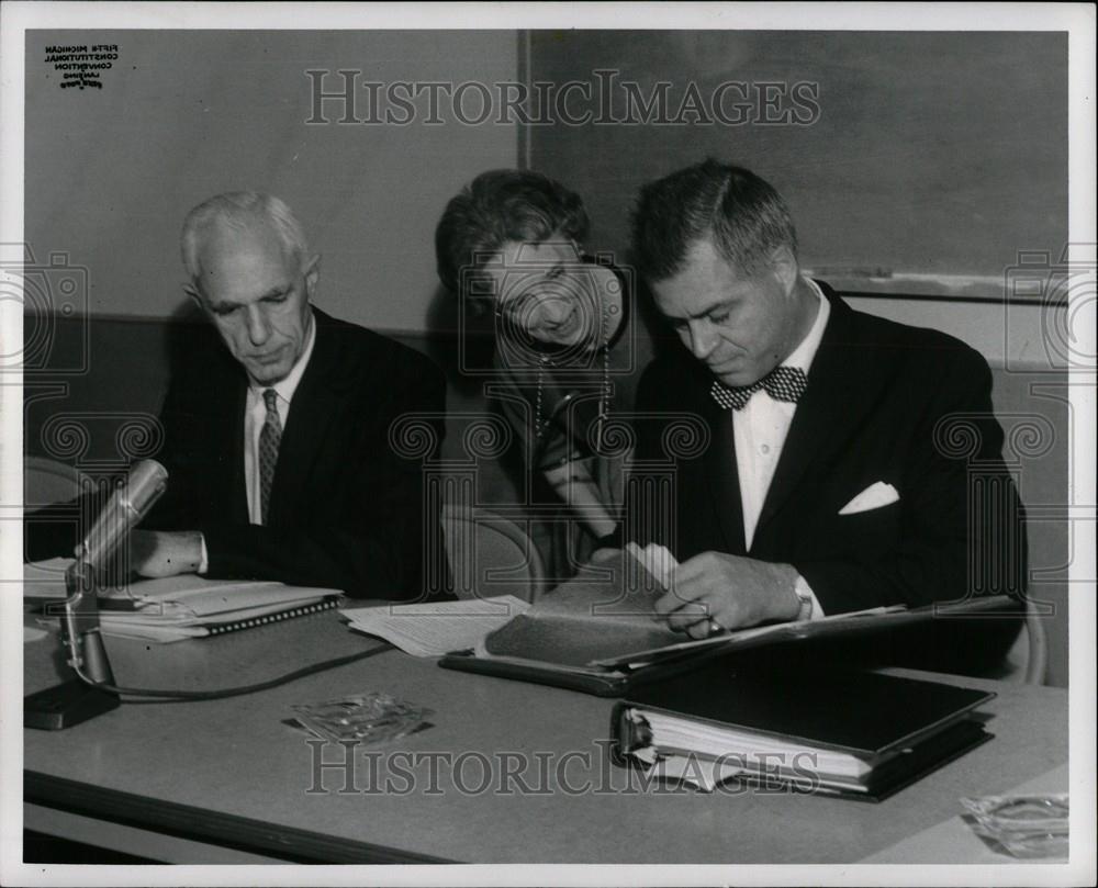 1963 Press Photo Gov. G. Mennen Williams Adeliad Hart - Historic Images