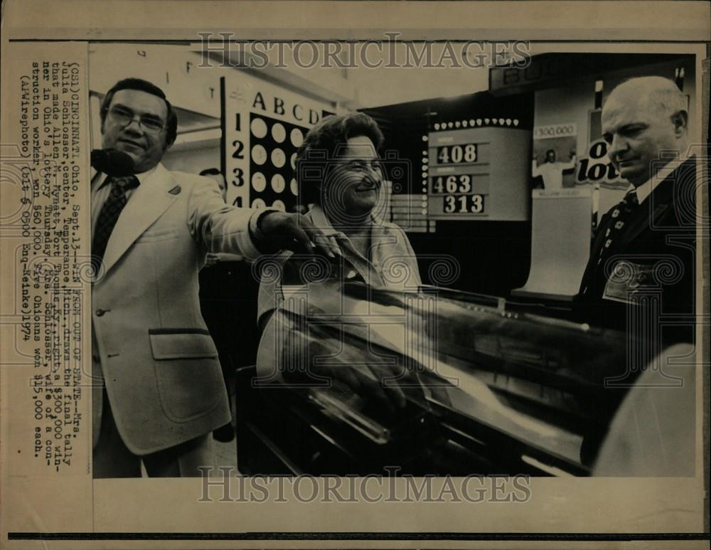 1974 Press Photo julie schlosser tempanance lottery win - Historic Images