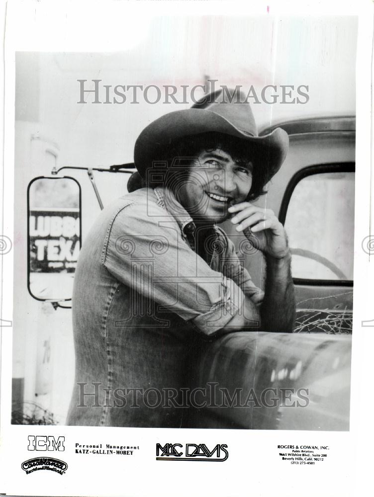 Press Photo Mac Davis Country Music Singer Actor - Historic Images
