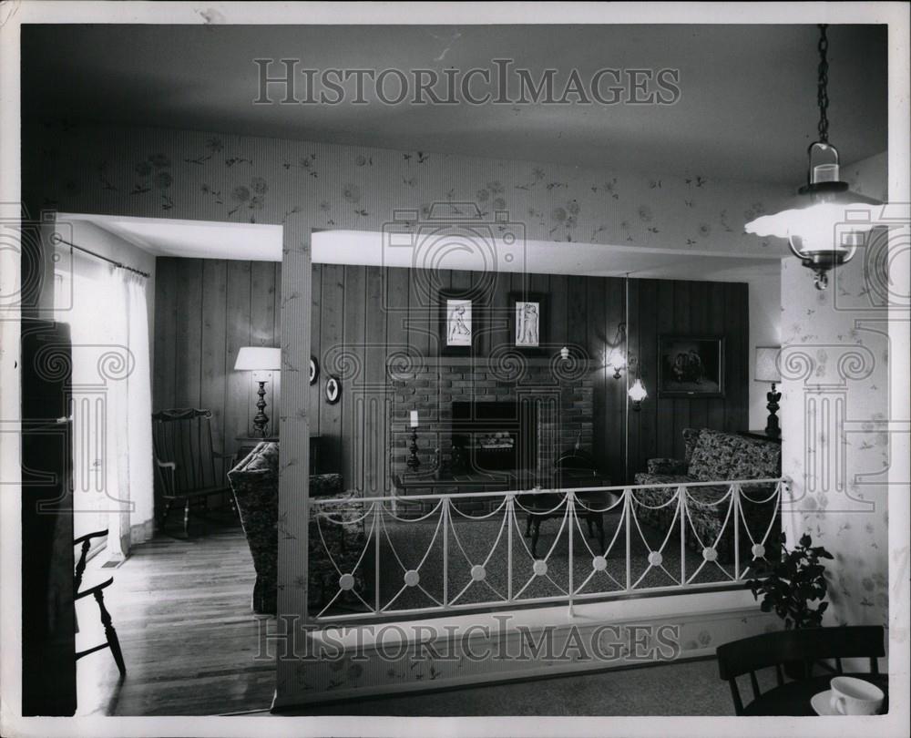 1964 Press Photo Cedar family room living section - Historic Images