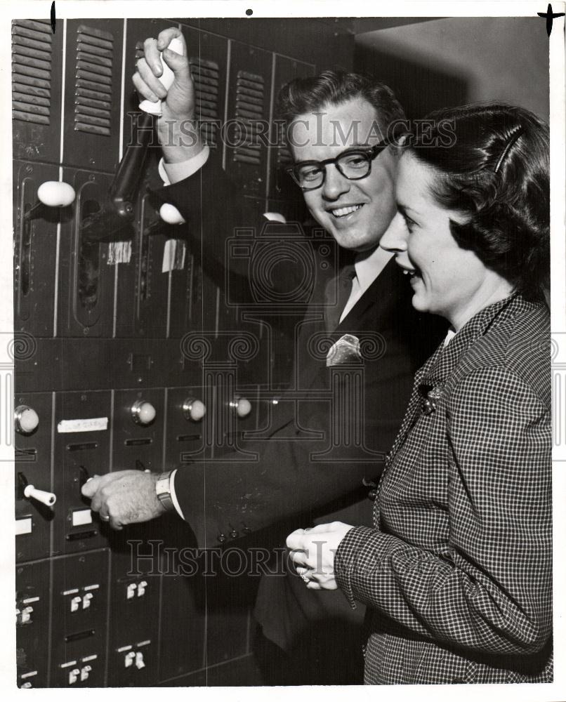 1951 Press Photo Mary A Campbell Dolan William Koerper - Historic Images