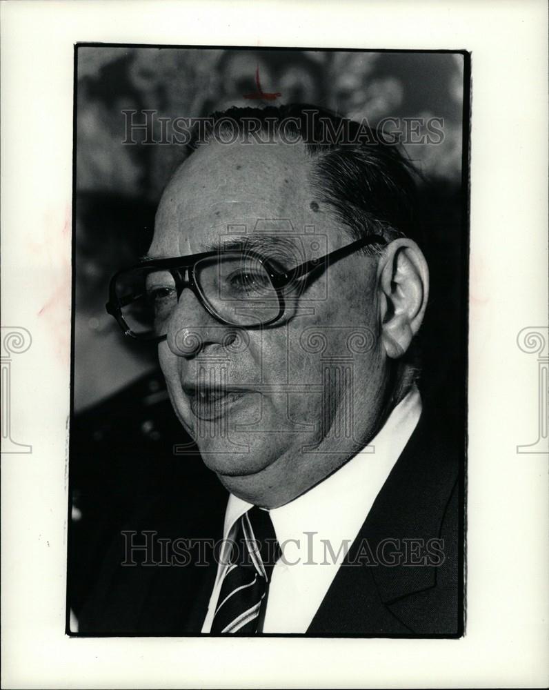 1983 Press Photo Edward Cushman President Wayne State U - Historic Images