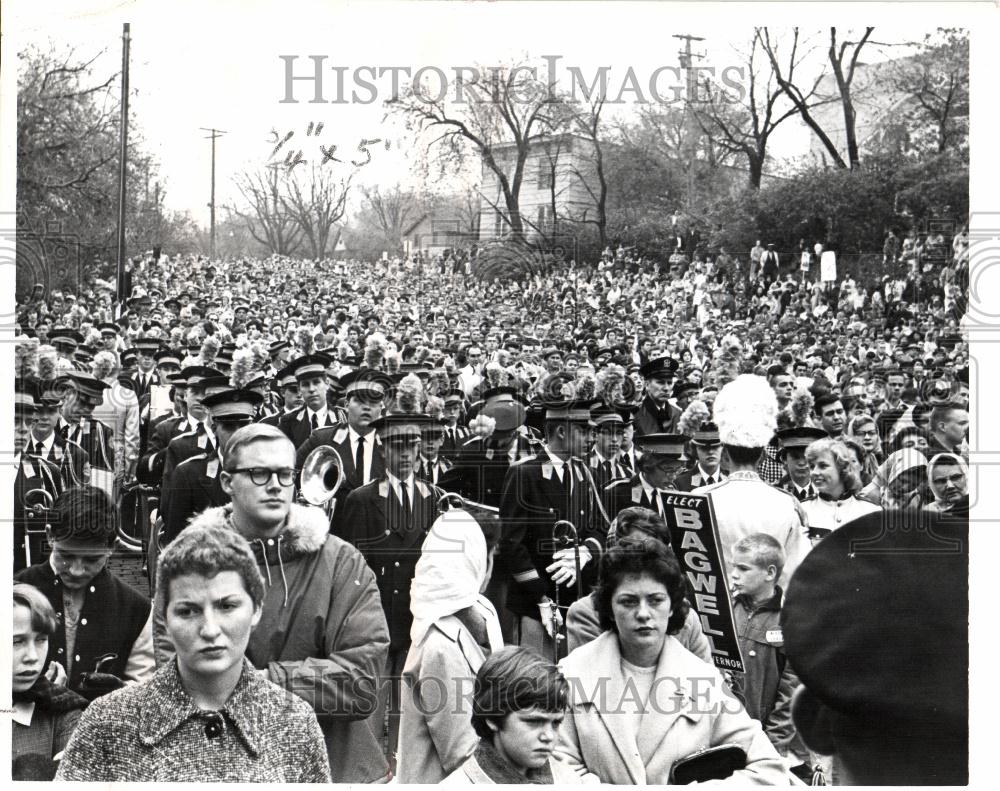 1960 Press Photo Nixon Bagwell Ann Arbor rally train - Historic Images