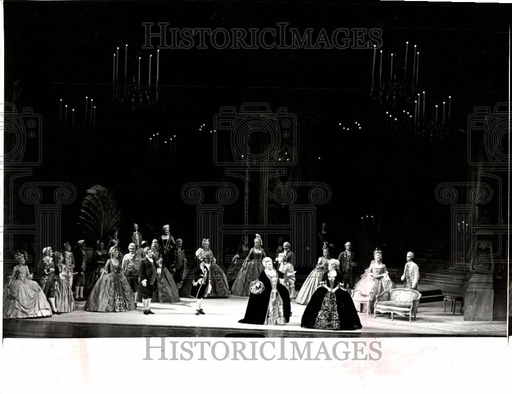 1983 Press Photo Metropolitan Lincoln Center New York - Historic Images