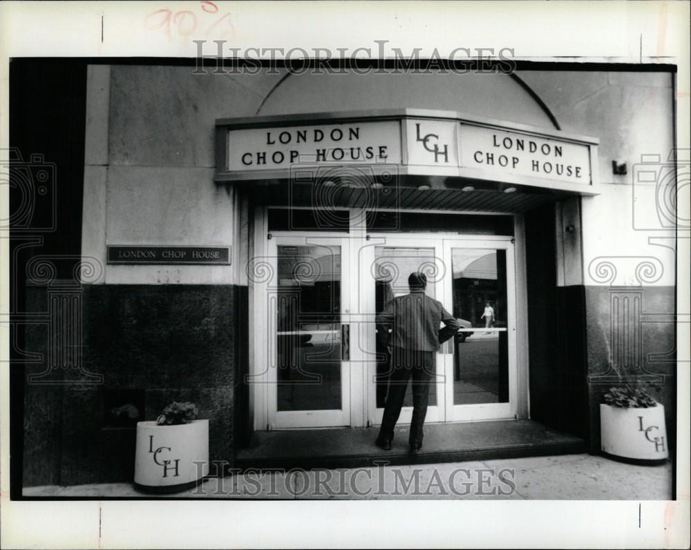 1991 Press Photo Caucus Club Caucus Club - Historic Images