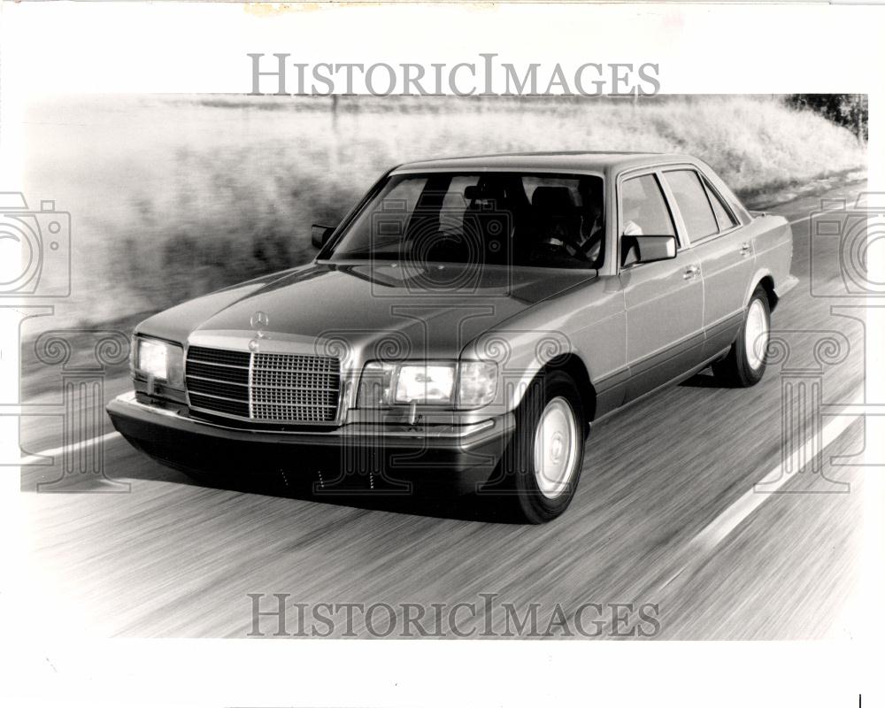1991 Press Photo The Mercedes Benz 560SEL sedans - Historic Images