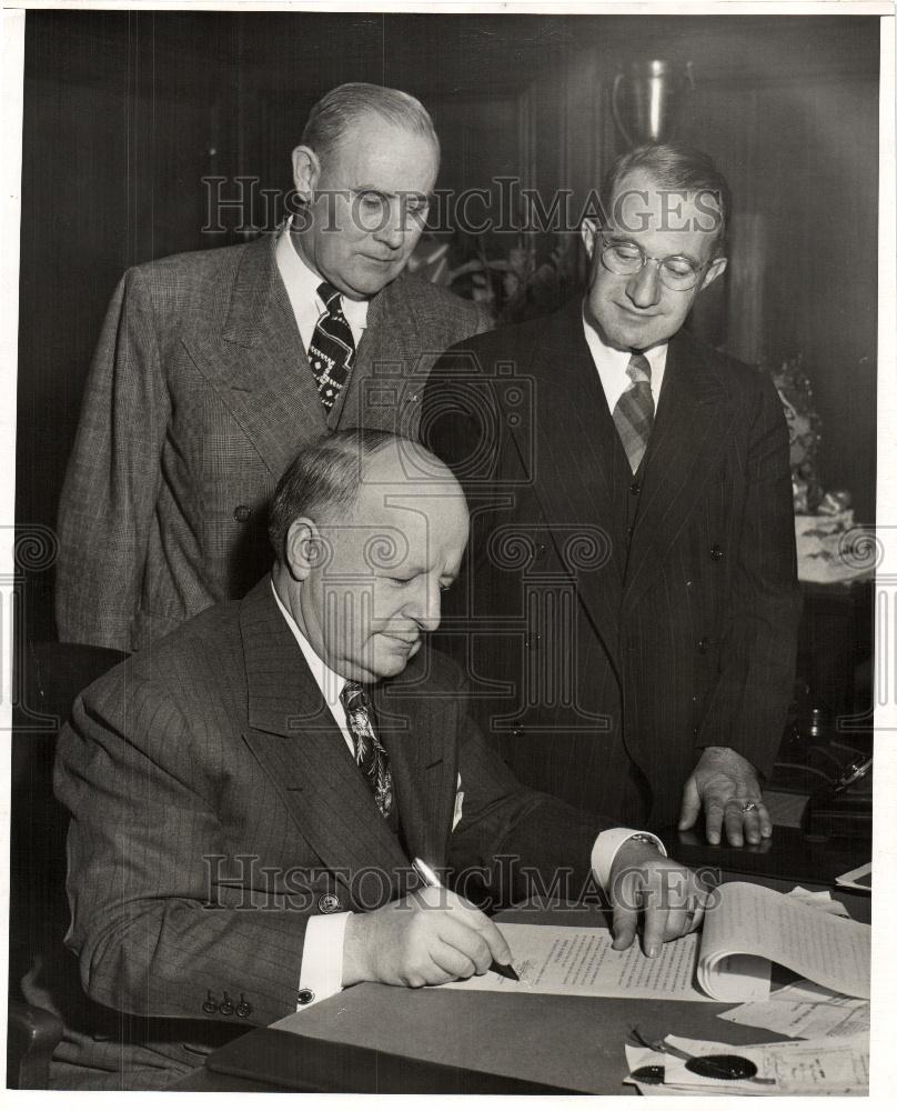 1948 Press Photo Harry S. Toy Commissioner - Historic Images