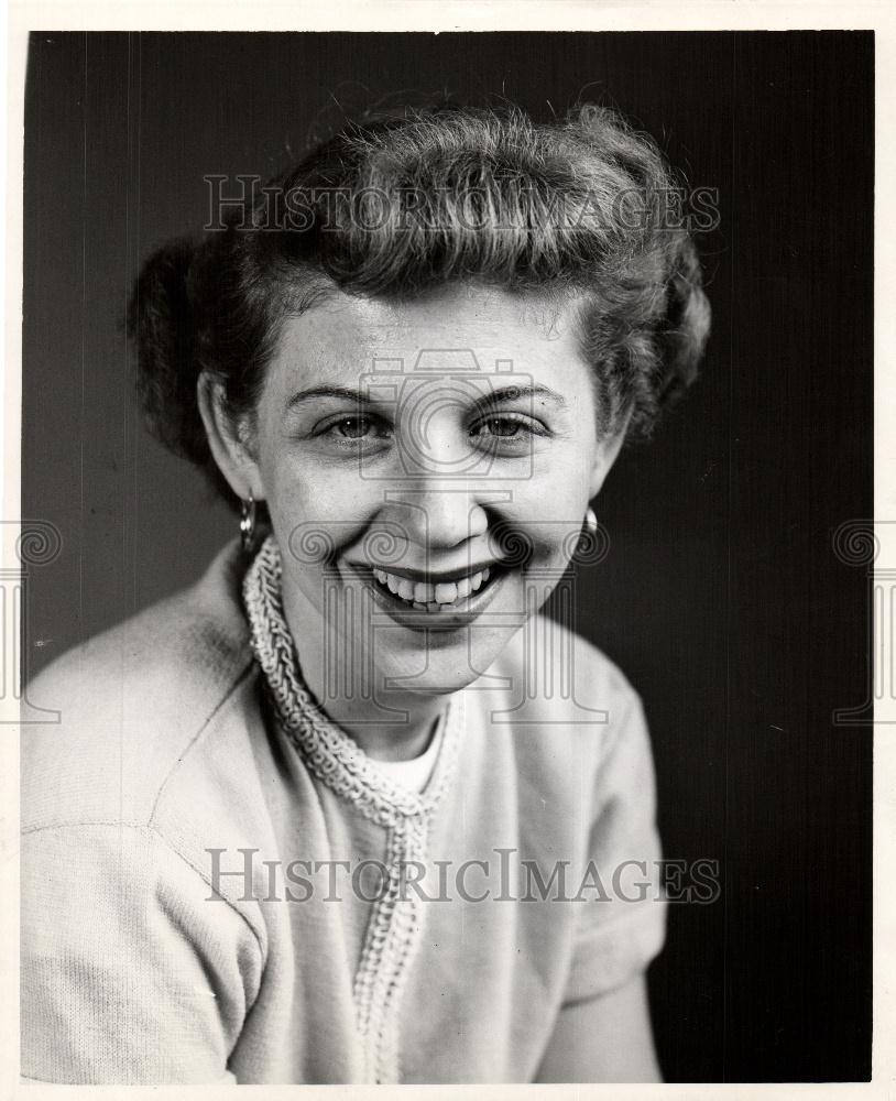 1953 Press Photo Bettie Toti - Historic Images