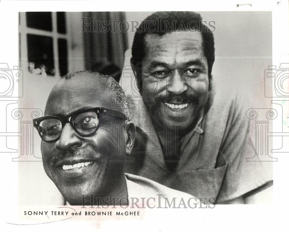 1976 Press Photo Sonny Terry, Brownie McGhee. - Historic Images