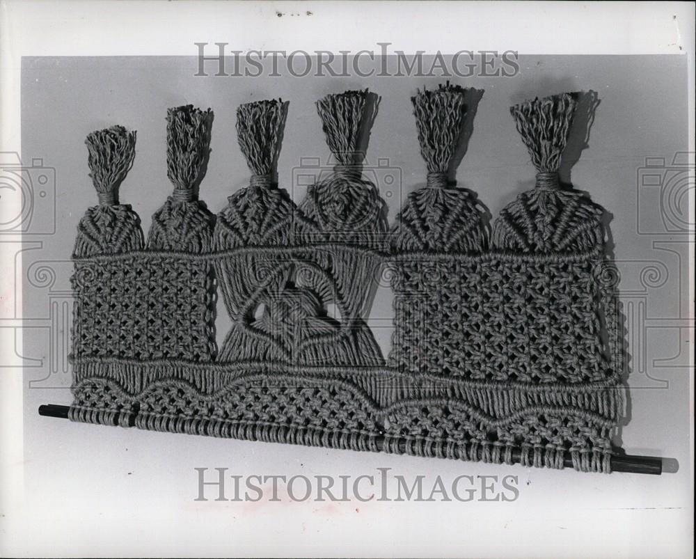 1976 Press Photo macrame taxtile-making knitting - Historic Images