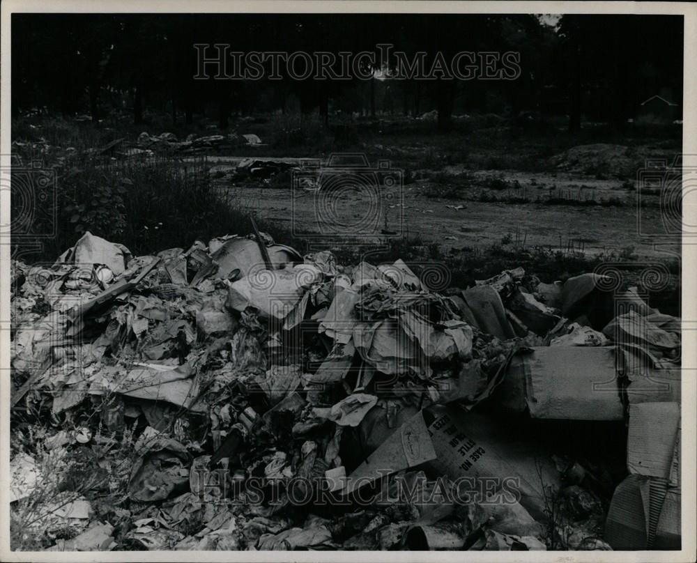 1962 Press Photo litter southern Oregon Grand River - Historic Images