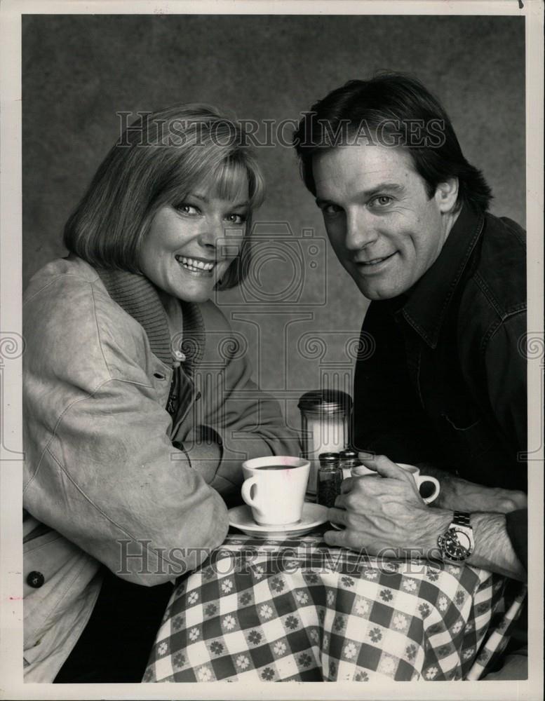 1990 Press Photo Jane Curtin Stephen Collins working it - Historic Images