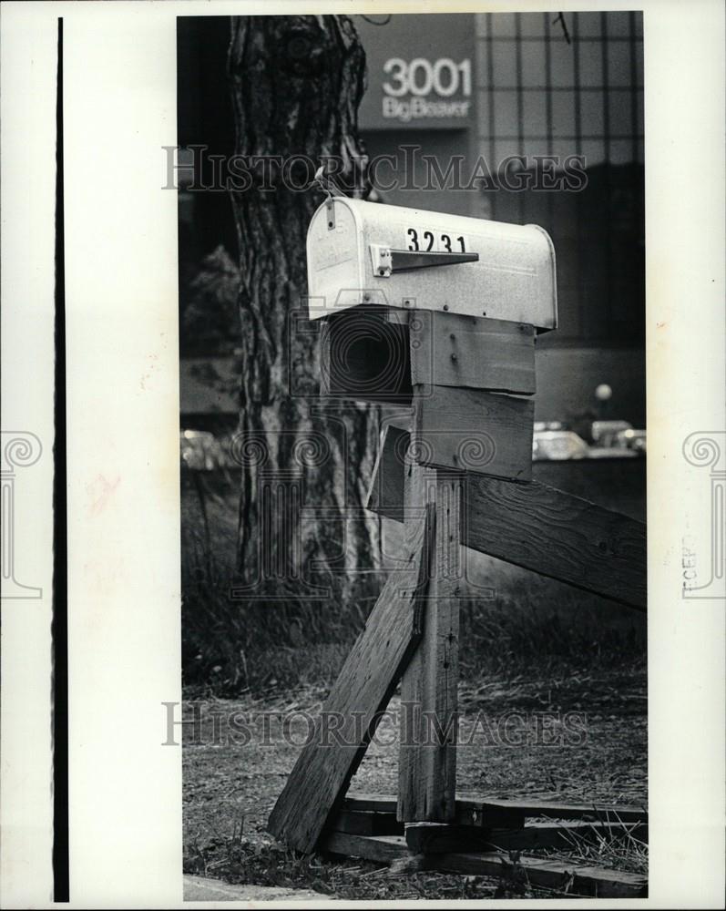 1982 Press Photo Brooks farmhouse - Historic Images