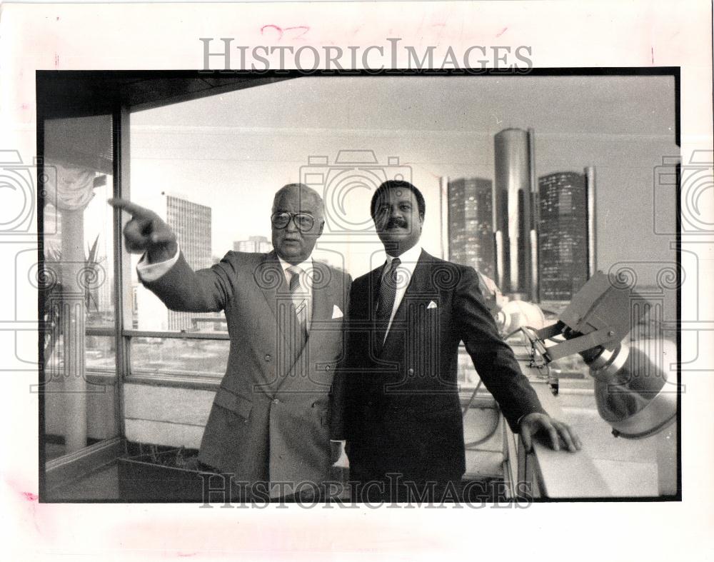 1989 Press Photo Ronald Brown - Historic Images