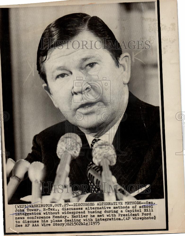 1975 Press Photo John Tower school integration methods - Historic Images