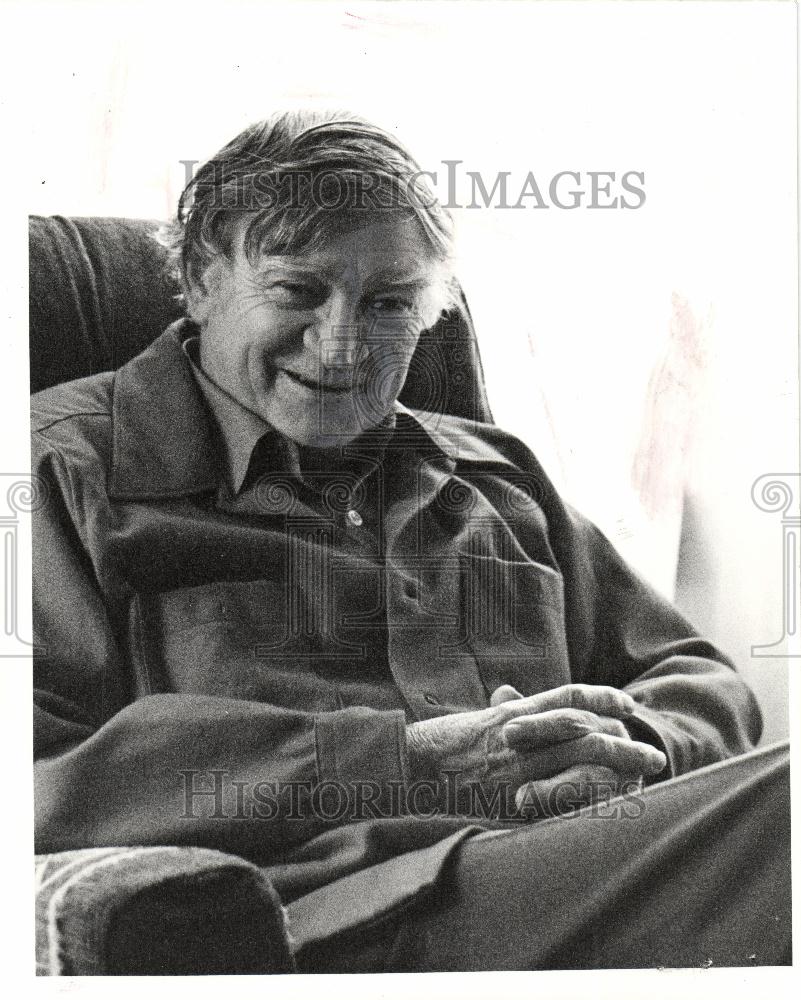 1975 Press Photo Dee Brown Author Mini Series ABC TV - Historic Images