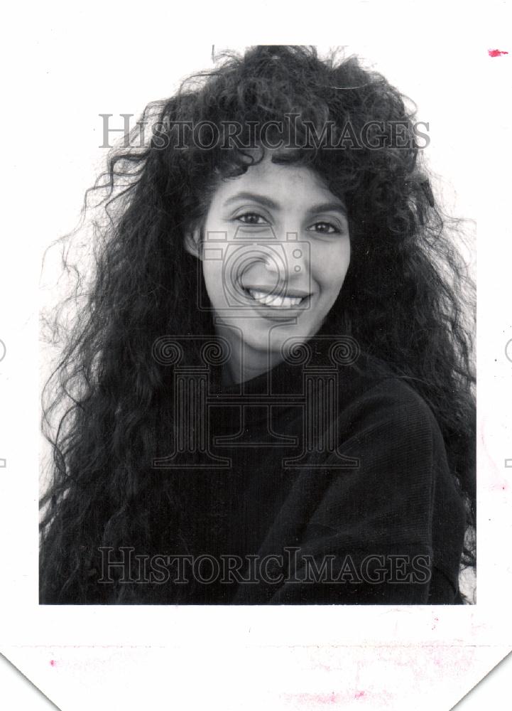 1988 Press Photo Linda Tepper Shadowboxer Men Pajamas - Historic Images