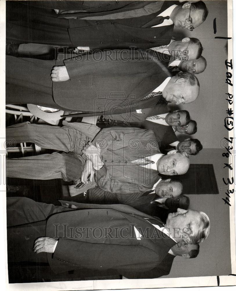 1955 Press Photo Harry Toy Judge - Historic Images