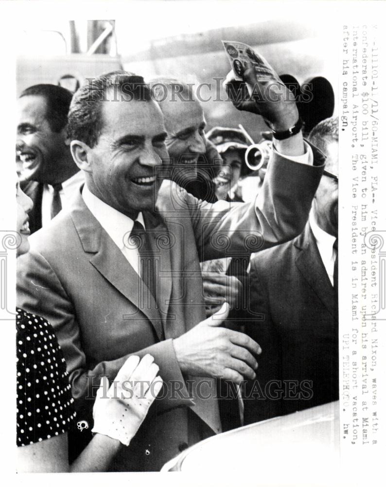 1960 Press Photo Richard Nixon Miami International Airp - Historic Images