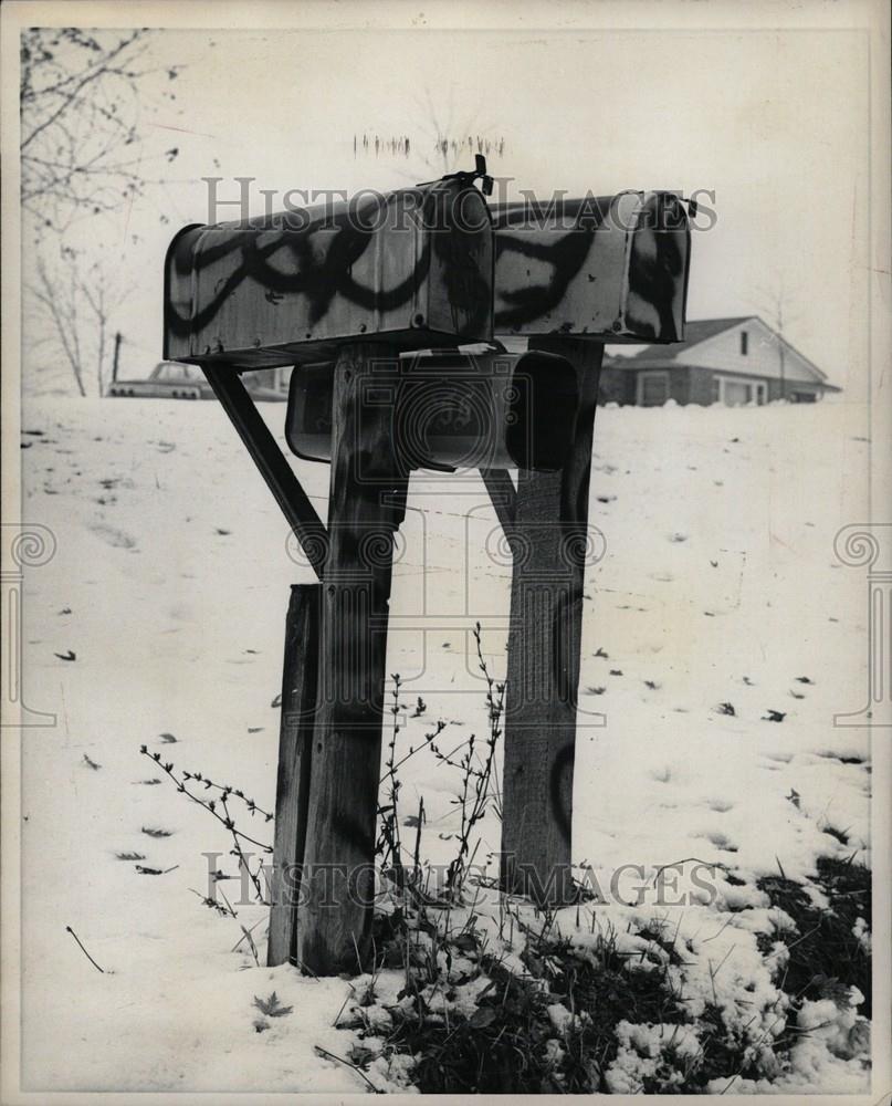 1966 Press Photo Mailboxes snow - Historic Images