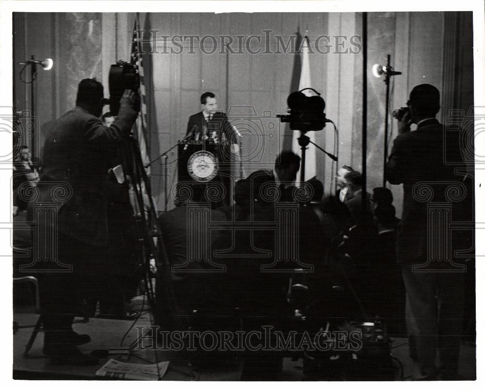 Press Photo Richard Nixon Press Conference - Historic Images