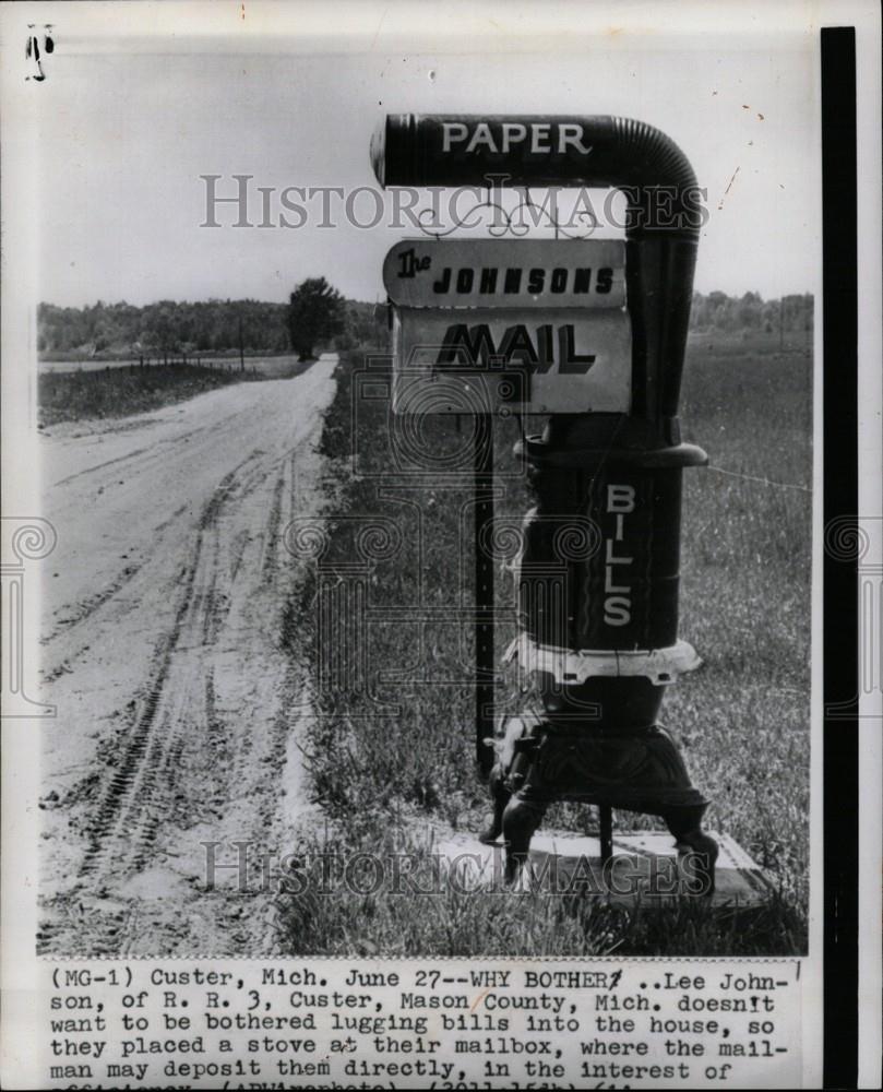 1961 Press Photo mailboxes Mason County Michigan stove - Historic Images