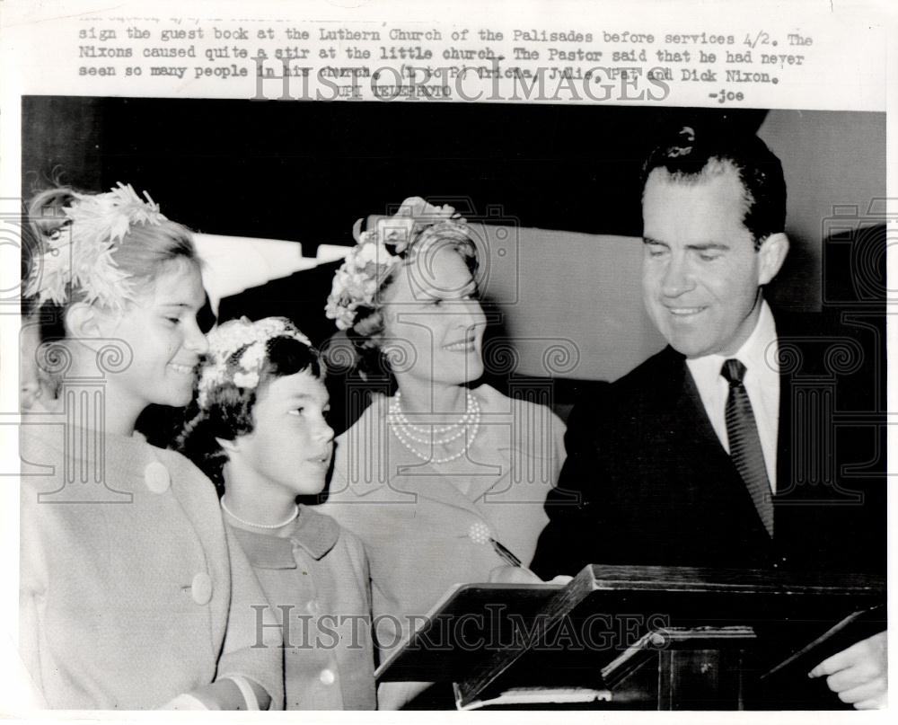 1961 Press Photo Nixon family attends Palisades Church - Historic Images