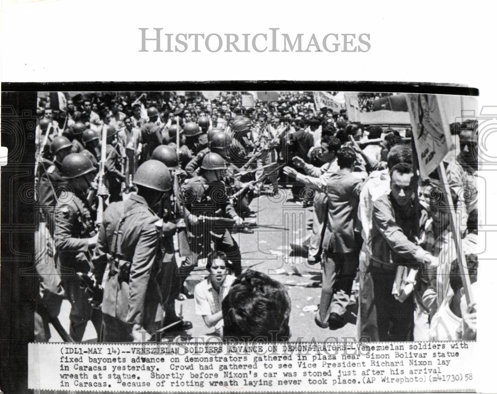 1958 Press Photo Venezuelan Crisis 1958 - Historic Images
