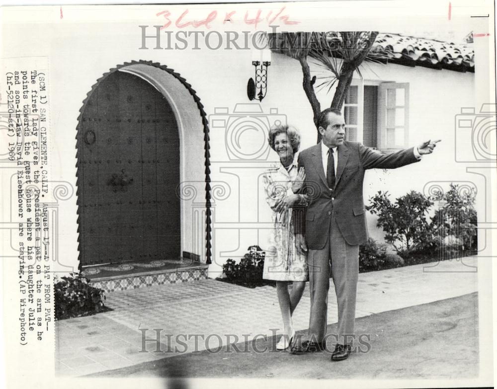 1969 Press Photo President Richard Nixon First Lady Pat - Historic Images