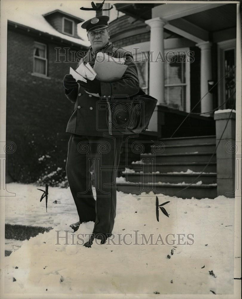 1947 Press Photo ADOLPH SALO - Historic Images