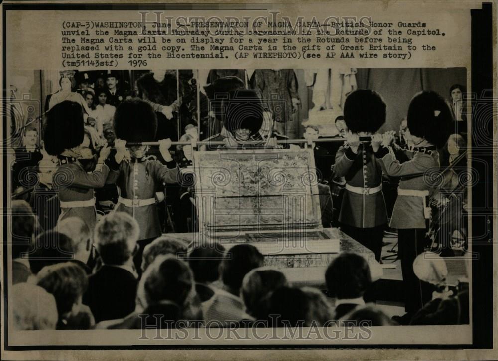 1976 Press Photo Magna Carta Capitol British honor - Historic Images