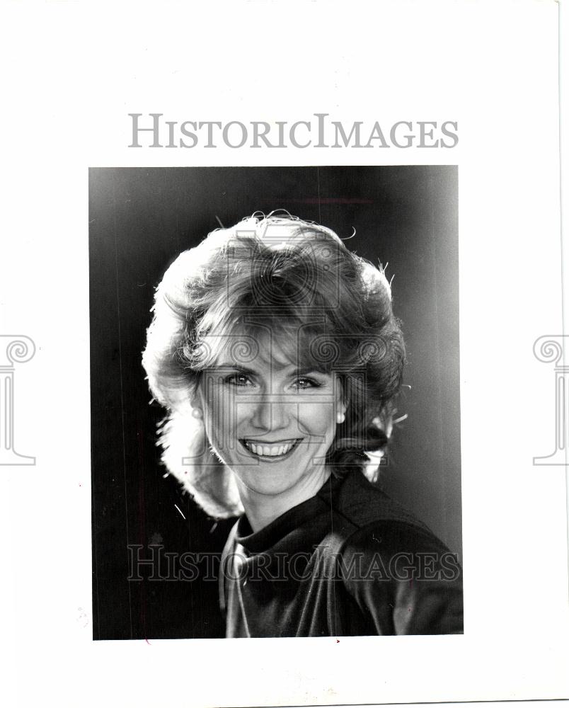 1988 Press Photo Carol Teegardin Staff Writer - Historic Images