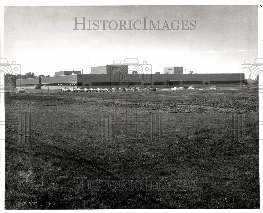 1959 Press Photo Lear Inc. New Hear Plant - Historic Images