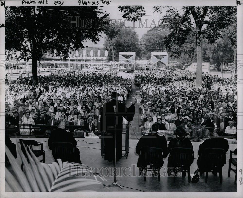 1955 Press Photo Sunrise Service Michigan State Fair - Historic Images