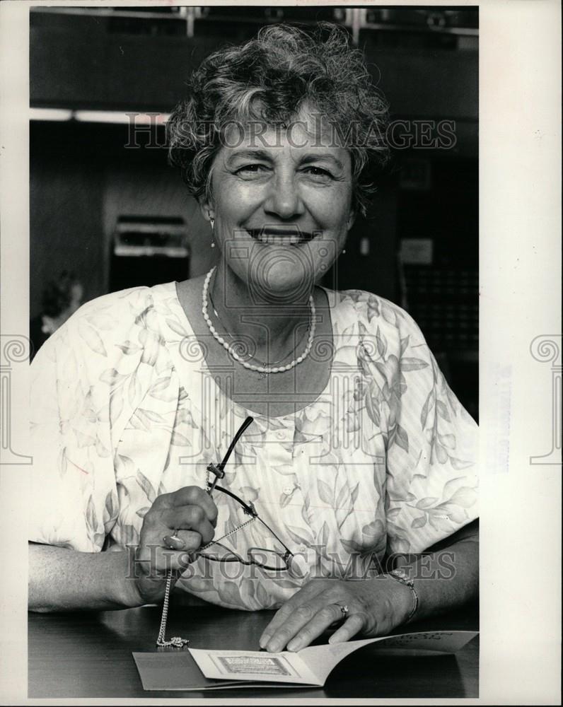 1983 Press Photo Alice Dalligan Historian - Historic Images