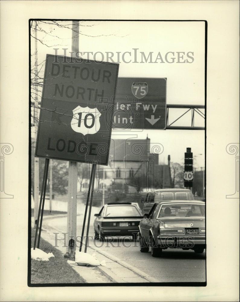 1987 Press Photo Lodge Freeway Chrysler plant - Historic Images