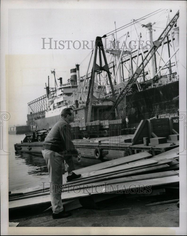 1953 Press Photo Longshoreman Stevedore - Historic Images