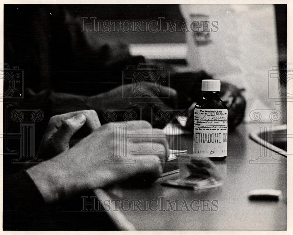 1972 Press Photo Methadone Analgesic - Historic Images