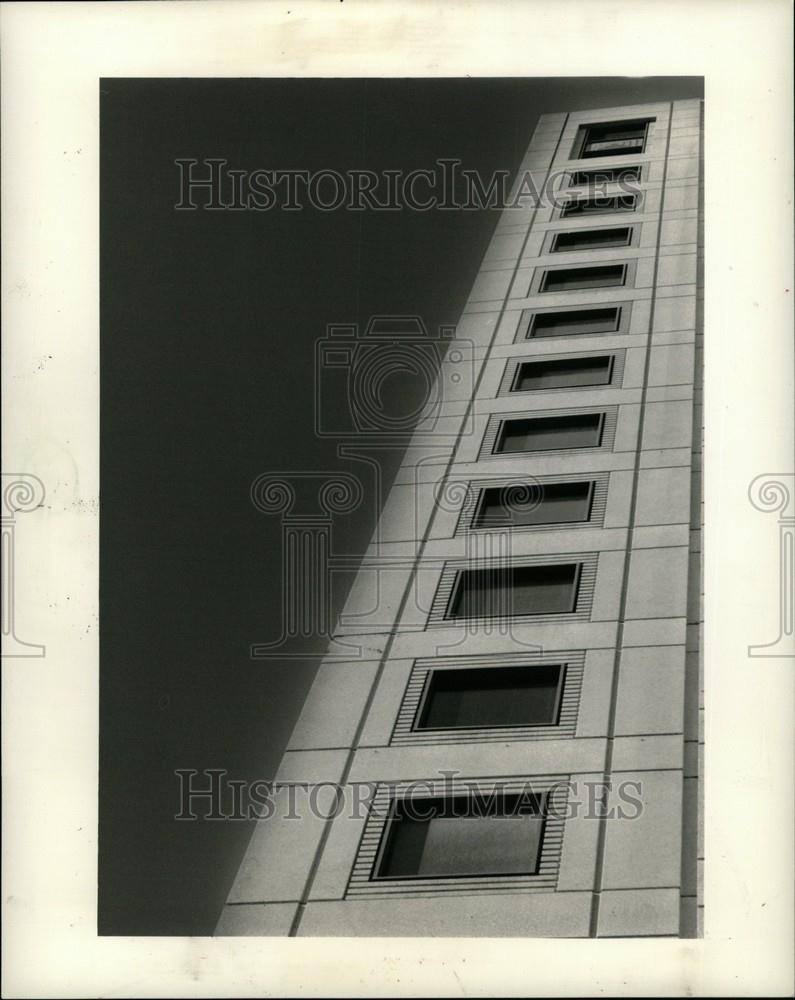 1990 Press Photo Madden Building Photostoy Detroit - Historic Images