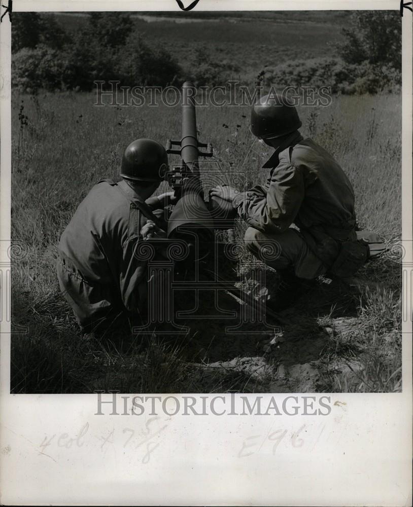 1957 Press Photo 75mm rifle Michigan National Guard - Historic Images