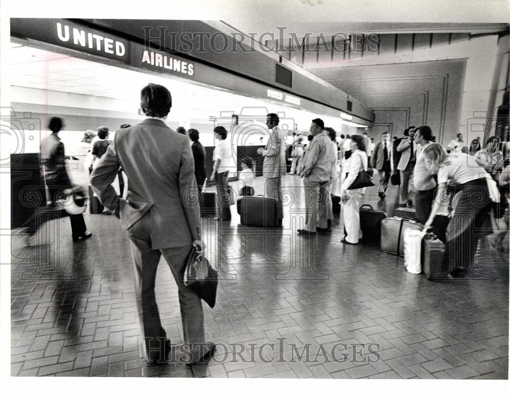 1978 Press Photo Discount air fares anger businessmen - Historic Images