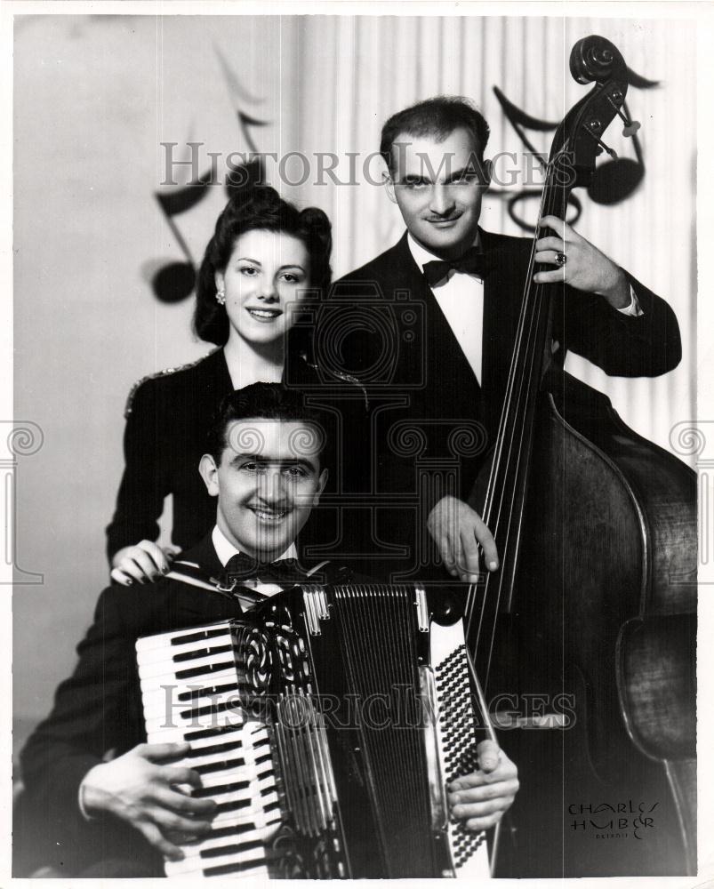 1940 Press Photo Melody Trio - Historic Images