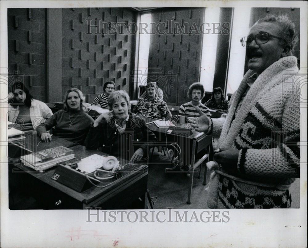 1973 Press Photo Joe Paola - Historic Images
