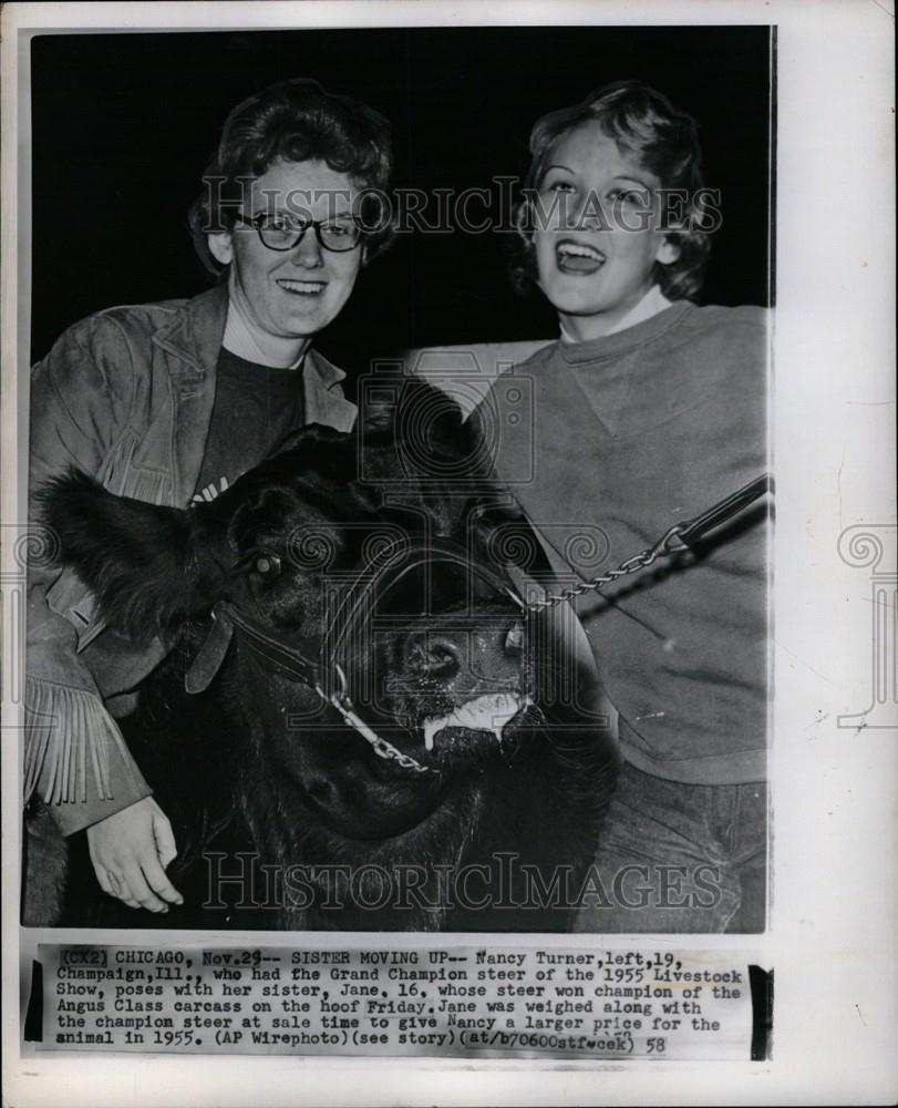 1953 Press Photo Nancy Turner Champaign Ill Livestock - Historic Images