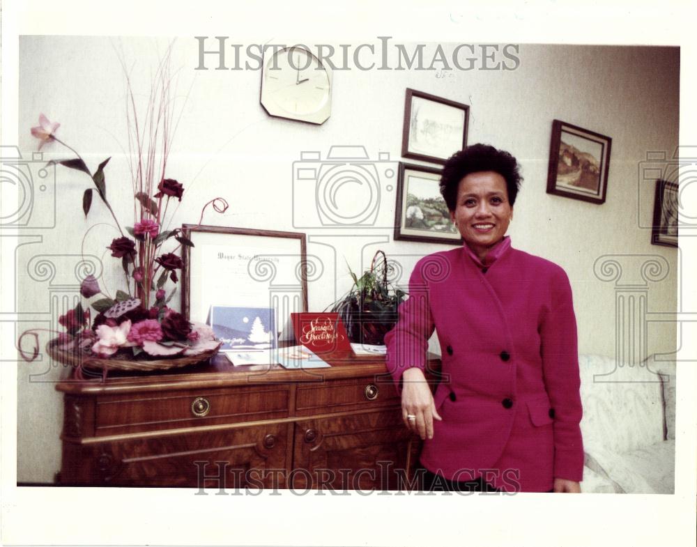 1991 Press Photo julie brown actress american - Historic Images